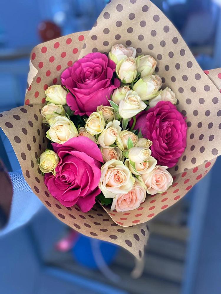 Букет цветов из: Розы в Белиджи