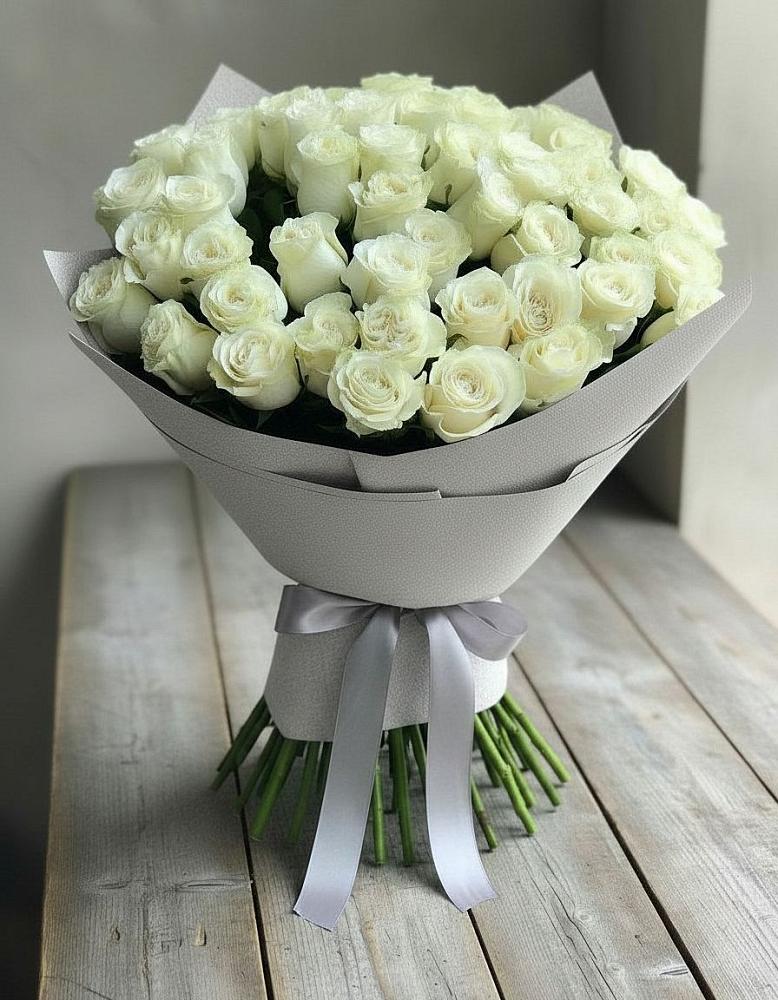 Букет 35 Белых роз в Белиджи