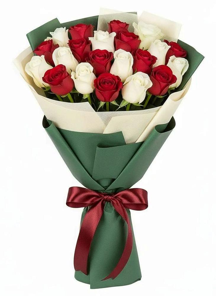 Букет Микс из красных и белых роз в Белиджи
