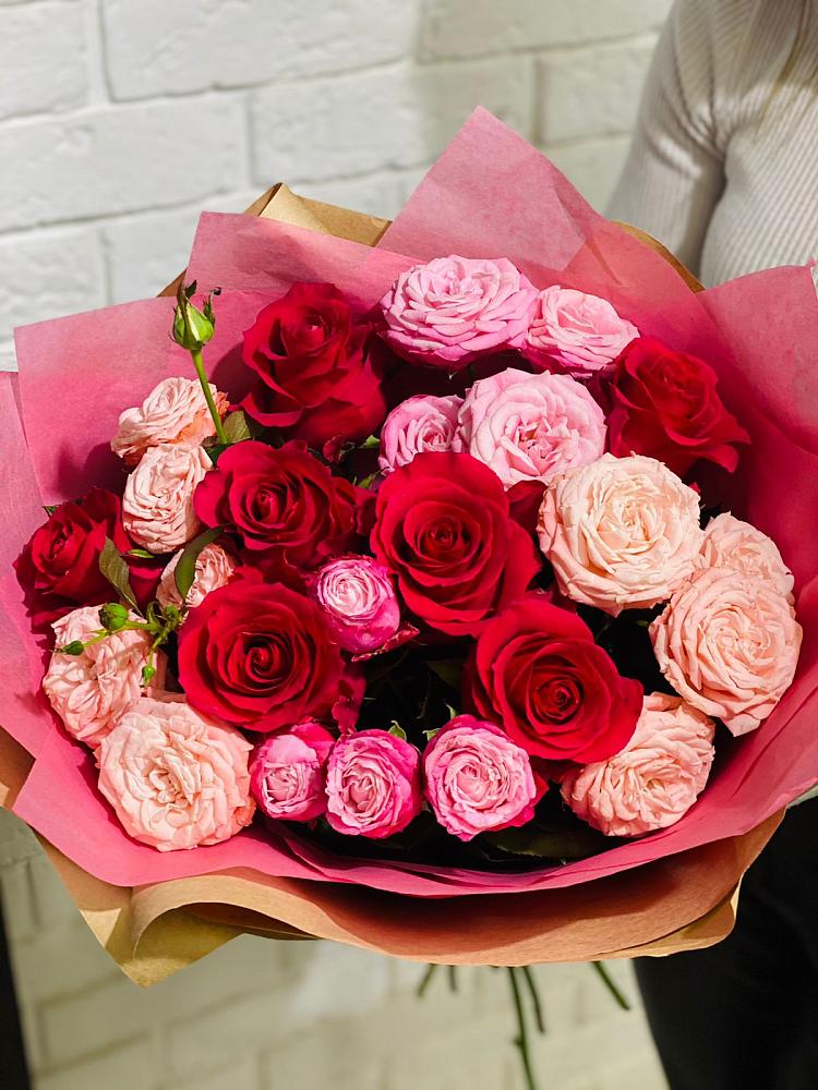 Букет цветов из: Розы в Белиджи