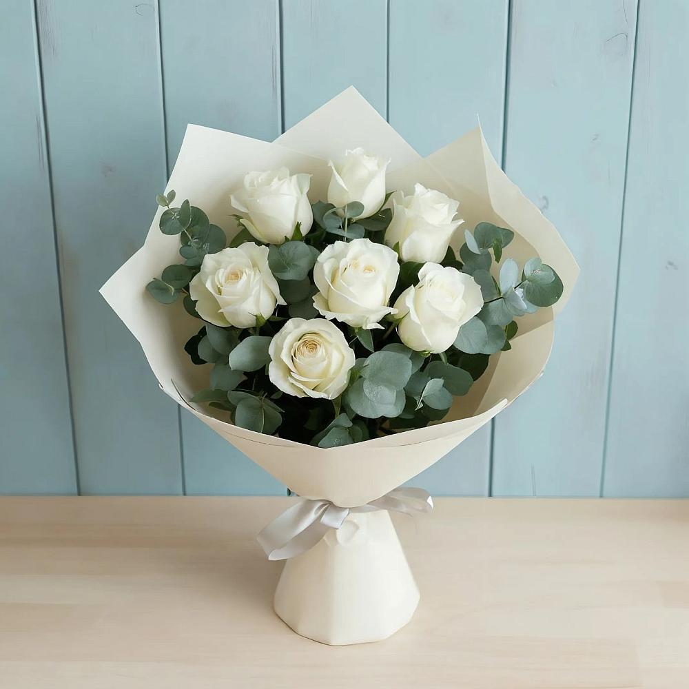 Букет Белые розы в Эвкалипте в Белиджи