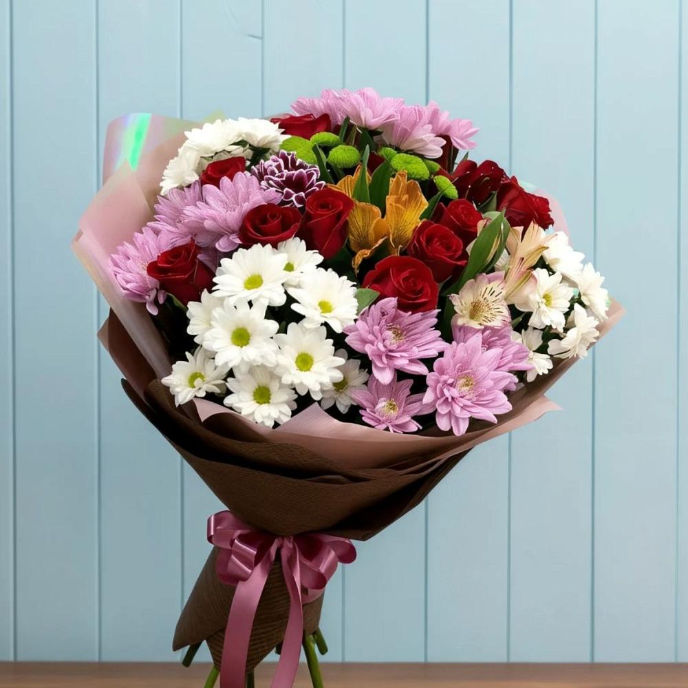 Букет цветов из: Розы, Хризантемы и Альстромерии в Белиджи
