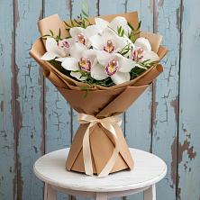 Букет цветов из:  Орхидеи и Розы в Белиджи